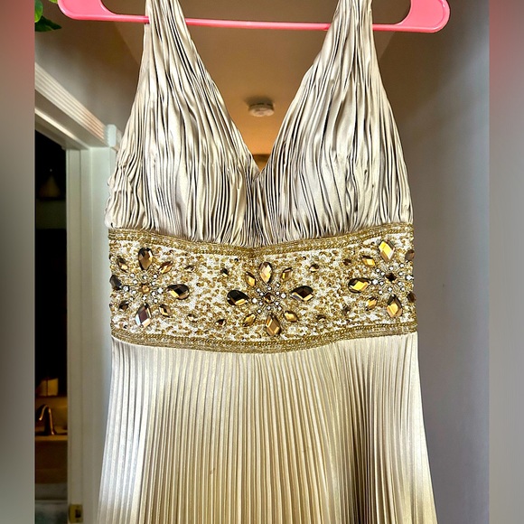 Cache Luxe Gold Dress embedded Jewels - Picture 2 of 8